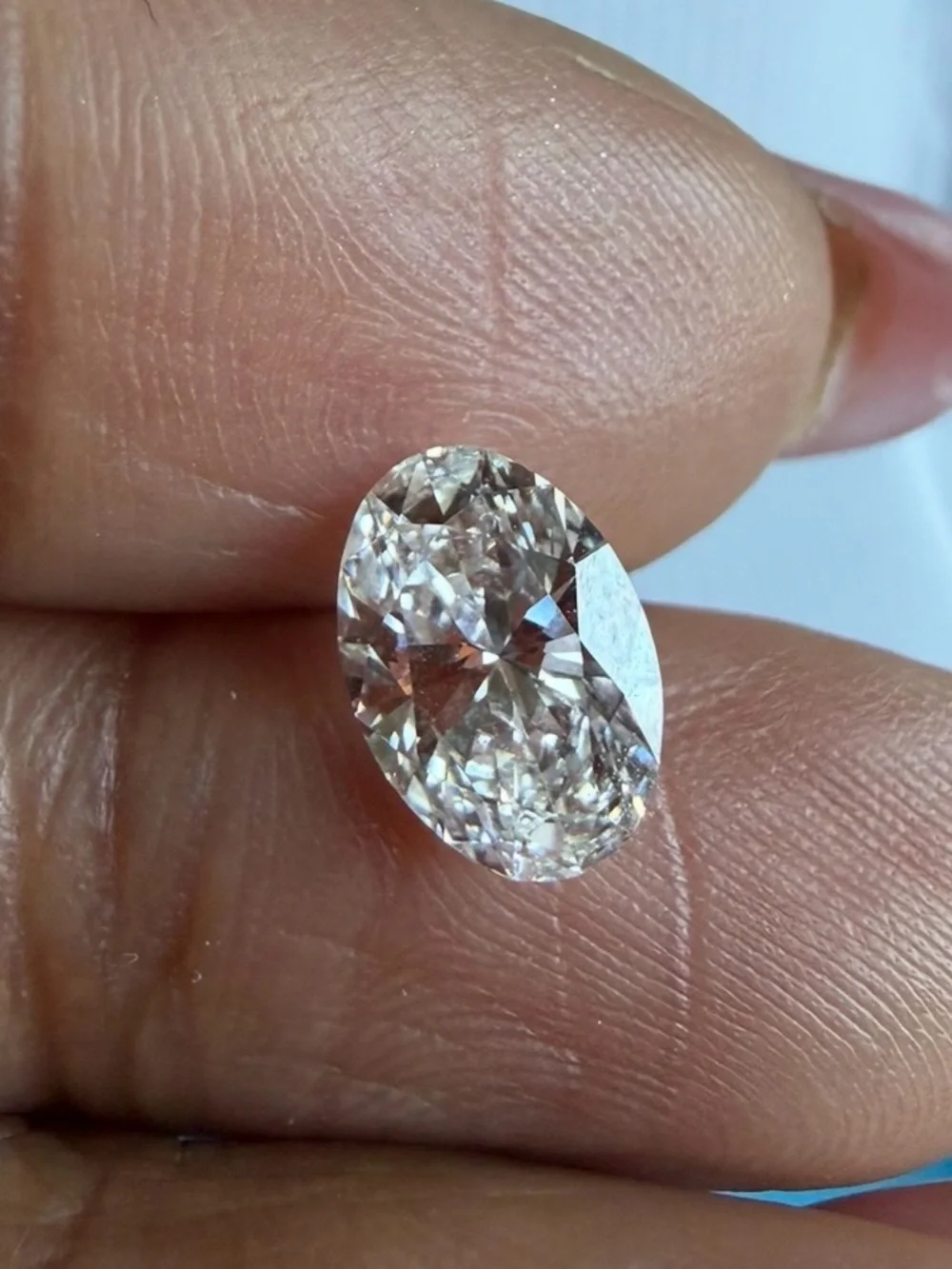 1.40 CT IGI Certified Oval Lab-Grown Diamond | E VVS2